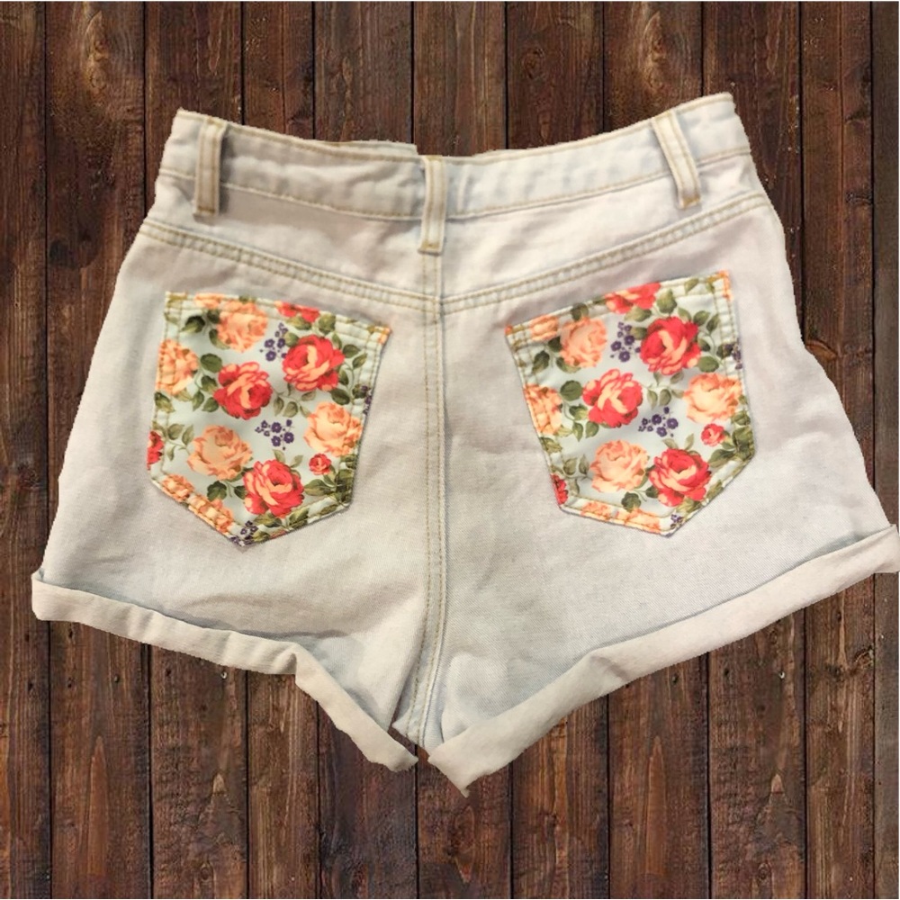 Shein Floral Print Roll Up Hem Denim Shorts